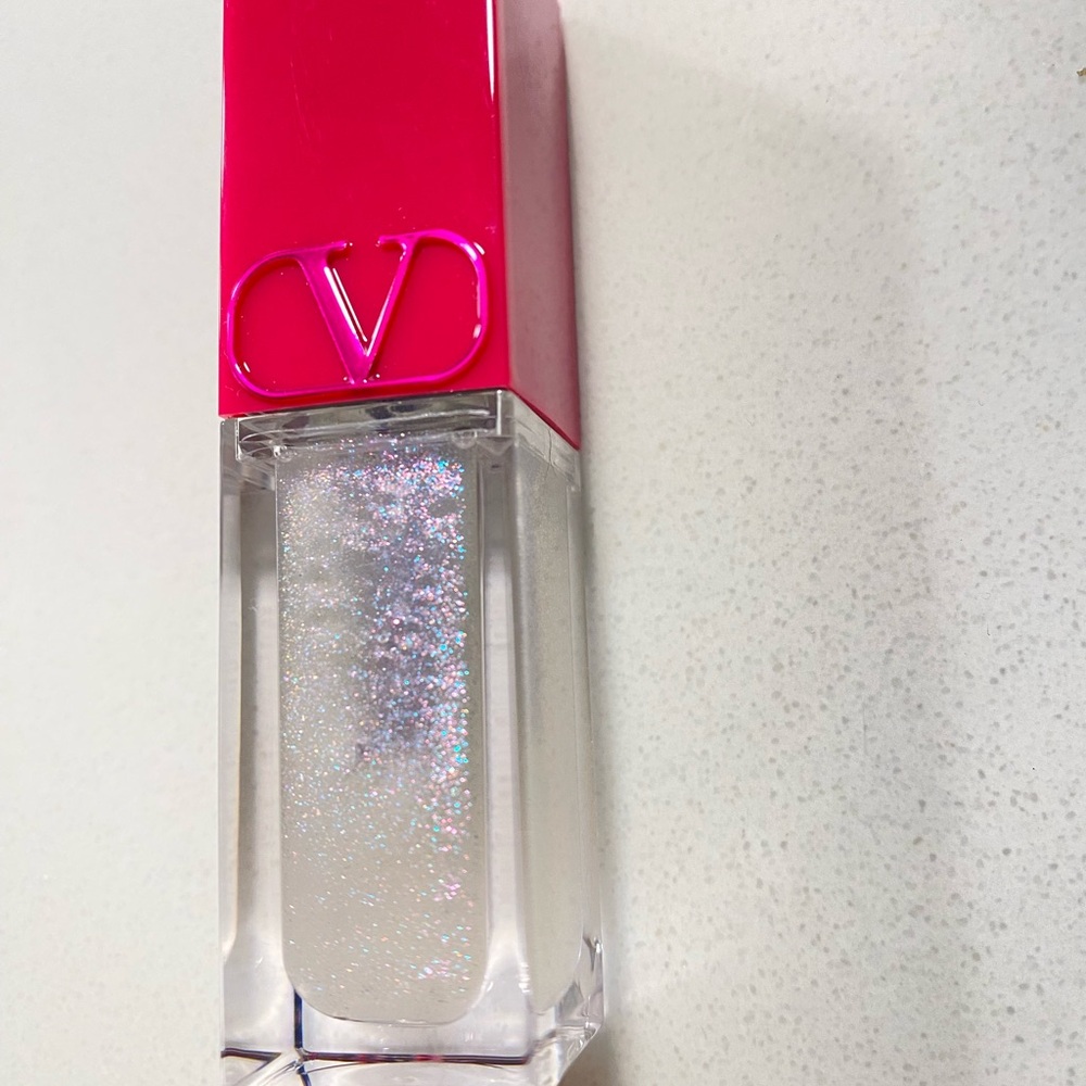 Valentino 
Puffer Complex™ Lip Plumper Gloss
